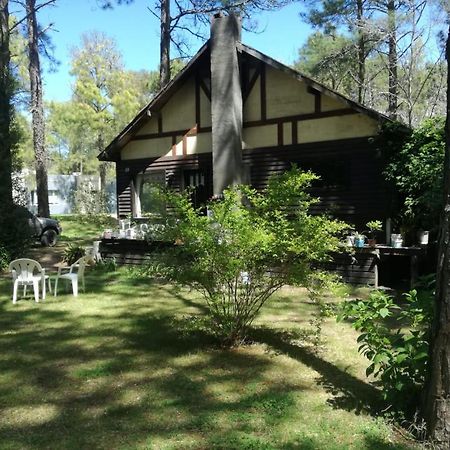 Cabana En Carilo Villa Eksteriør bilde